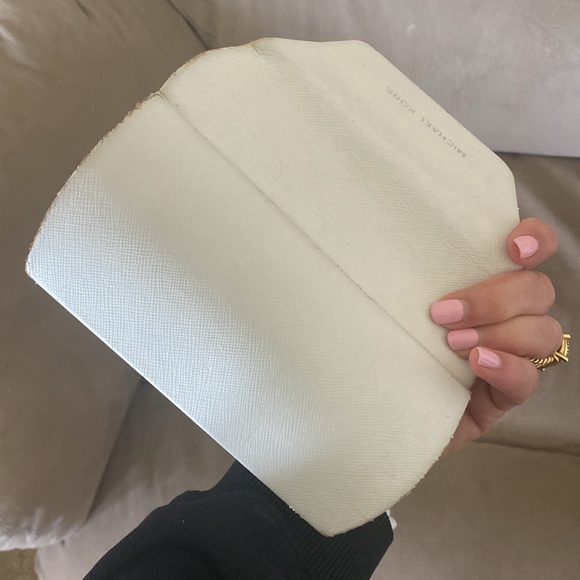 Michael Kors White Eyeglass Leather Case as is. Please see photos for condition - Picture 5 of 5